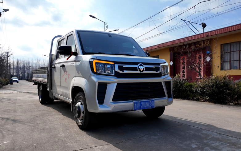 晨雾中的银翼：一个乡村送货人的日常与他的祥菱V5